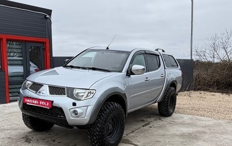 Mitsubishi L200 IV рестайлинг, 2011 год, 1 500 000 рублей, 4 фотография
