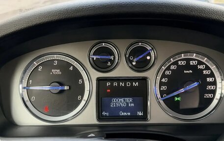 Cadillac Escalade III, 2010 год, 1 850 000 рублей, 16 фотография