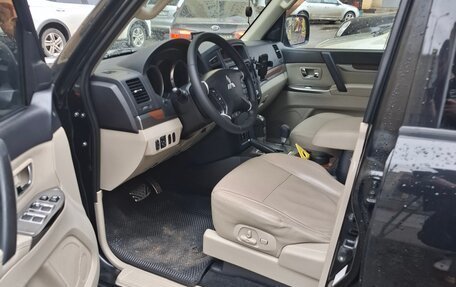 Mitsubishi Pajero IV, 2011 год, 2 400 000 рублей, 9 фотография