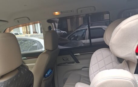 Mitsubishi Pajero IV, 2011 год, 2 400 000 рублей, 7 фотография