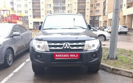 Mitsubishi Pajero IV, 2011 год, 2 400 000 рублей, 2 фотография