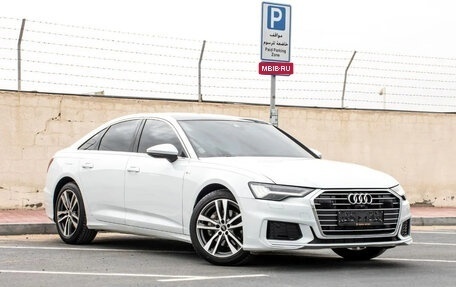 Audi A6, 2023 год, 4 950 000 рублей, 1 фотография