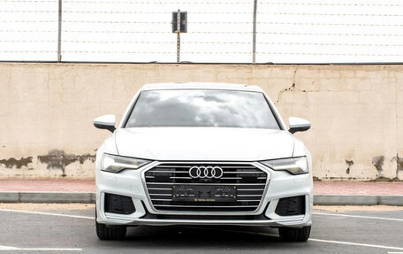 Audi A6, 2023 год, 4 950 000 рублей, 2 фотография