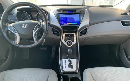 Hyundai Elantra V, 2011 год, 880 000 рублей, 10 фотография