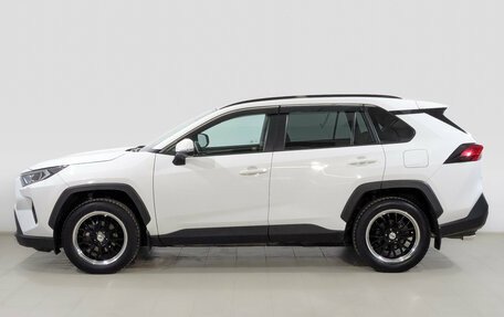 Toyota RAV4, 2021 год, 4 250 000 рублей, 8 фотография