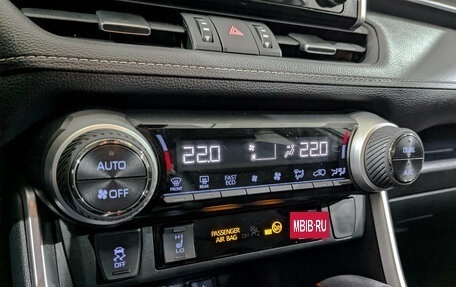 Toyota RAV4, 2021 год, 4 250 000 рублей, 27 фотография