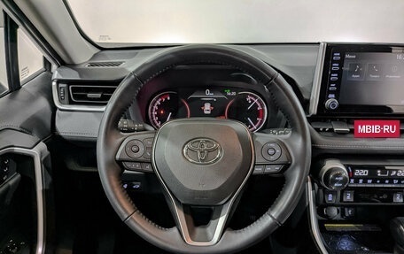 Toyota RAV4, 2021 год, 4 250 000 рублей, 22 фотография