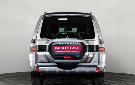 Mitsubishi Pajero IV, 2018 год, 3 799 000 рублей, 7 фотография