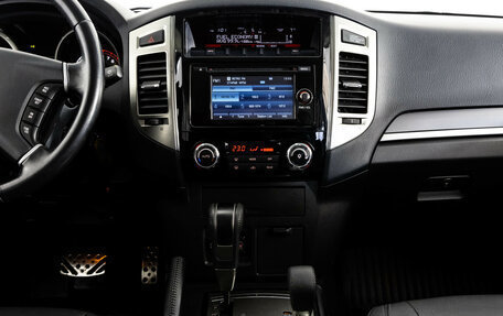 Mitsubishi Pajero IV, 2018 год, 3 799 000 рублей, 15 фотография