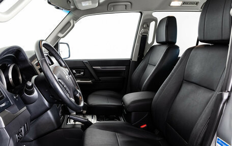 Mitsubishi Pajero IV, 2018 год, 3 799 000 рублей, 21 фотография