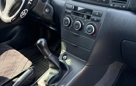 Toyota Corolla, 2004 год, 670 000 рублей, 7 фотография