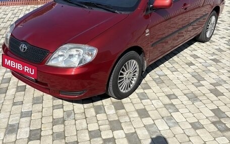 Toyota Corolla, 2004 год, 670 000 рублей, 2 фотография