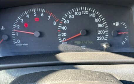 Toyota Corolla, 2004 год, 670 000 рублей, 11 фотография