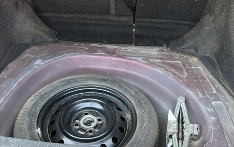 Toyota Corolla, 2004 год, 670 000 рублей, 21 фотография