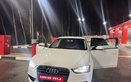 Audi A4, 2013 год, 550 000 рублей, 13 фотография