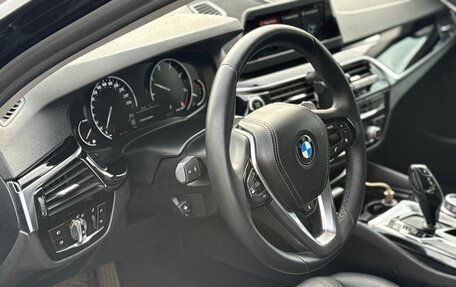 BMW 5 серия, 2018 год, 2 650 000 рублей, 10 фотография