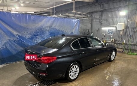 BMW 5 серия, 2018 год, 2 650 000 рублей, 11 фотография