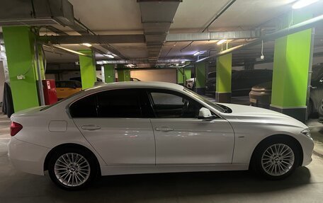 BMW 3 серия, 2016 год, 2 625 000 рублей, 3 фотография