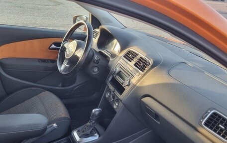 Volkswagen Polo VI (EU Market), 2011 год, 880 000 рублей, 10 фотография