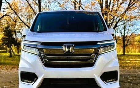 Honda Stepwgn IV, 2021 год, 2 200 000 рублей, 1 фотография