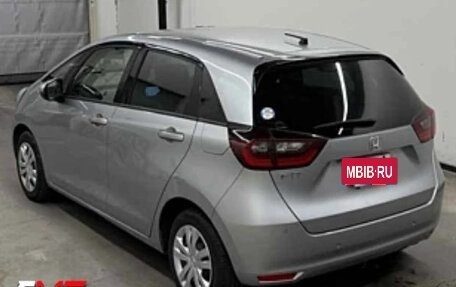 Honda Fit, 2022 год, 845 000 рублей, 2 фотография