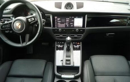 Porsche Macan I рестайлинг, 2024 год, 8 769 000 рублей, 5 фотография