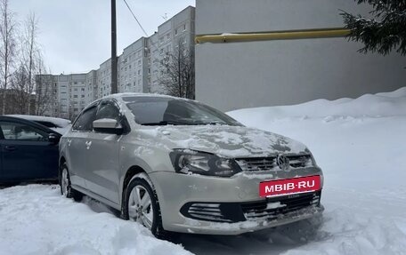 Volkswagen Polo VI (EU Market), 2012 год, 580 000 рублей, 2 фотография