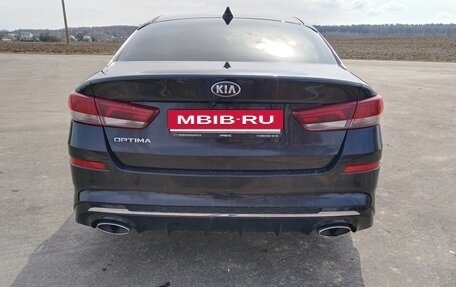 KIA Optima IV, 2019 год, 1 800 000 рублей, 10 фотография