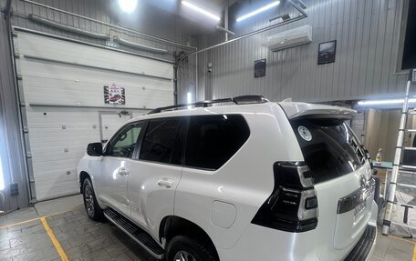 Toyota Land Cruiser Prado 150 рестайлинг 2, 2018 год, 4 600 000 рублей, 8 фотография