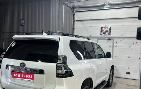 Toyota Land Cruiser Prado 150 рестайлинг 2, 2018 год, 4 600 000 рублей, 2 фотография