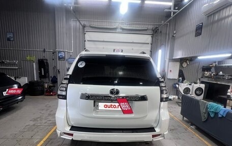 Toyota Land Cruiser Prado 150 рестайлинг 2, 2018 год, 4 600 000 рублей, 9 фотография