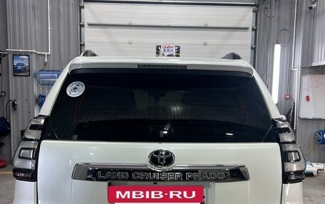 Toyota Land Cruiser Prado 150 рестайлинг 2, 2018 год, 4 600 000 рублей, 10 фотография