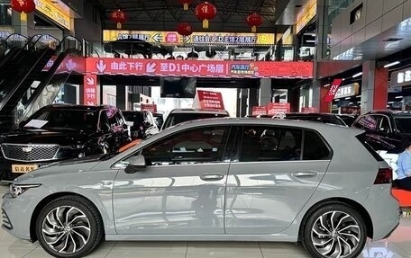 Volkswagen Golf VIII, 2023 год, 2 093 000 рублей, 6 фотография