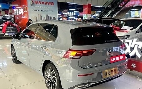 Volkswagen Golf VIII, 2023 год, 2 093 000 рублей, 14 фотография