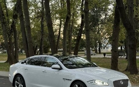 Jaguar XJ IV (X351), 2011 год, 3 200 000 рублей, 3 фотография