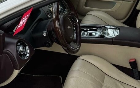 Jaguar XJ IV (X351), 2011 год, 3 200 000 рублей, 9 фотография