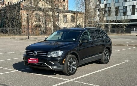 Volkswagen Tiguan II, 2018 год, 2 200 000 рублей, 8 фотография
