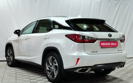 Lexus RX IV рестайлинг, 2017 год, 3 950 000 рублей, 7 фотография