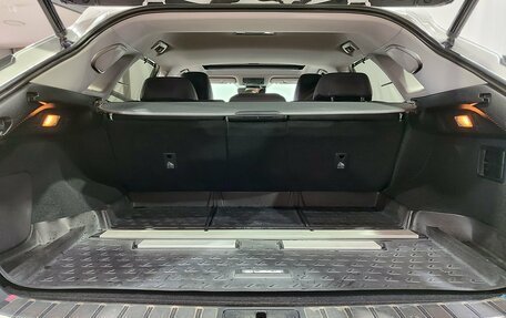 Lexus RX IV рестайлинг, 2017 год, 3 950 000 рублей, 12 фотография