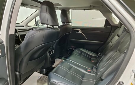 Lexus RX IV рестайлинг, 2017 год, 3 950 000 рублей, 18 фотография