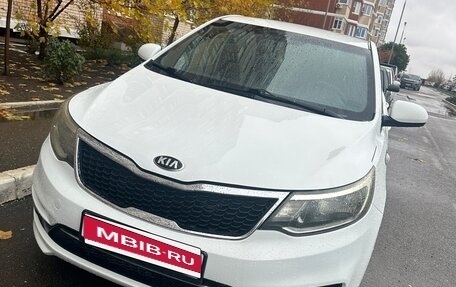 KIA Rio III рестайлинг, 2017 год, 850 000 рублей, 3 фотография