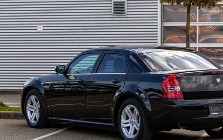 Chrysler 300C II, 2004 год, 625 000 рублей, 9 фотография
