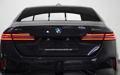 BMW 5 серия, 2025 год, 5 999 999 рублей, 6 фотография