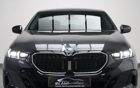 BMW 5 серия, 2025 год, 5 999 999 рублей, 2 фотография