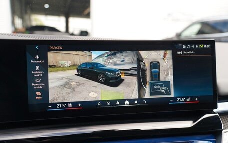 BMW 5 серия, 2025 год, 5 999 999 рублей, 26 фотография