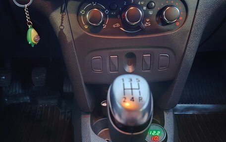 Renault Sandero II рестайлинг, 2021 год, 990 000 рублей, 12 фотография