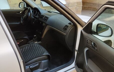 Skoda Yeti I рестайлинг, 2015 год, 1 350 000 рублей, 6 фотография