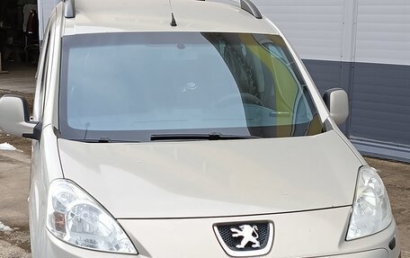 Peugeot Partner II рестайлинг 2, 2009 год, 350 000 рублей, 3 фотография