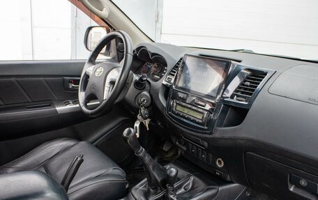 Toyota Hilux VII, 2014 год, 1 599 000 рублей, 12 фотография