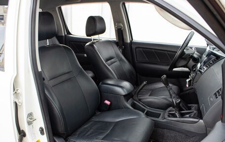 Toyota Hilux VII, 2014 год, 1 599 000 рублей, 10 фотография